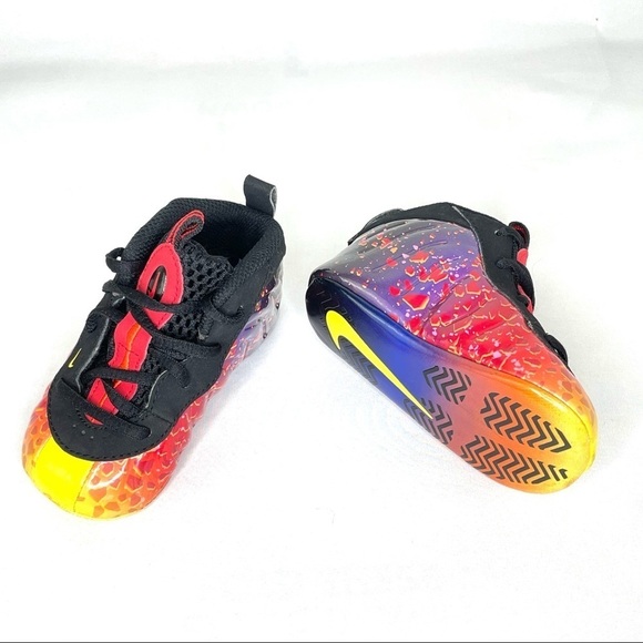 Nike Baby Foamposite Sneaker Booties Size 4 - Picture 9 of 10
